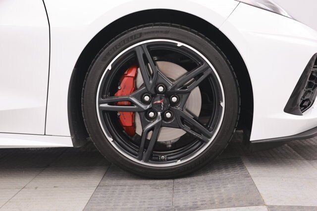 Used 2022 Chevrolet Corvette Stingray Coupe w/ Z51 Performance Package RWD image 12