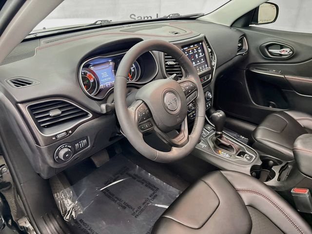 Used 2022 Jeep Cherokee Trailhawk w/ Sun, Sound & Nav Group AWD/4WD image 9