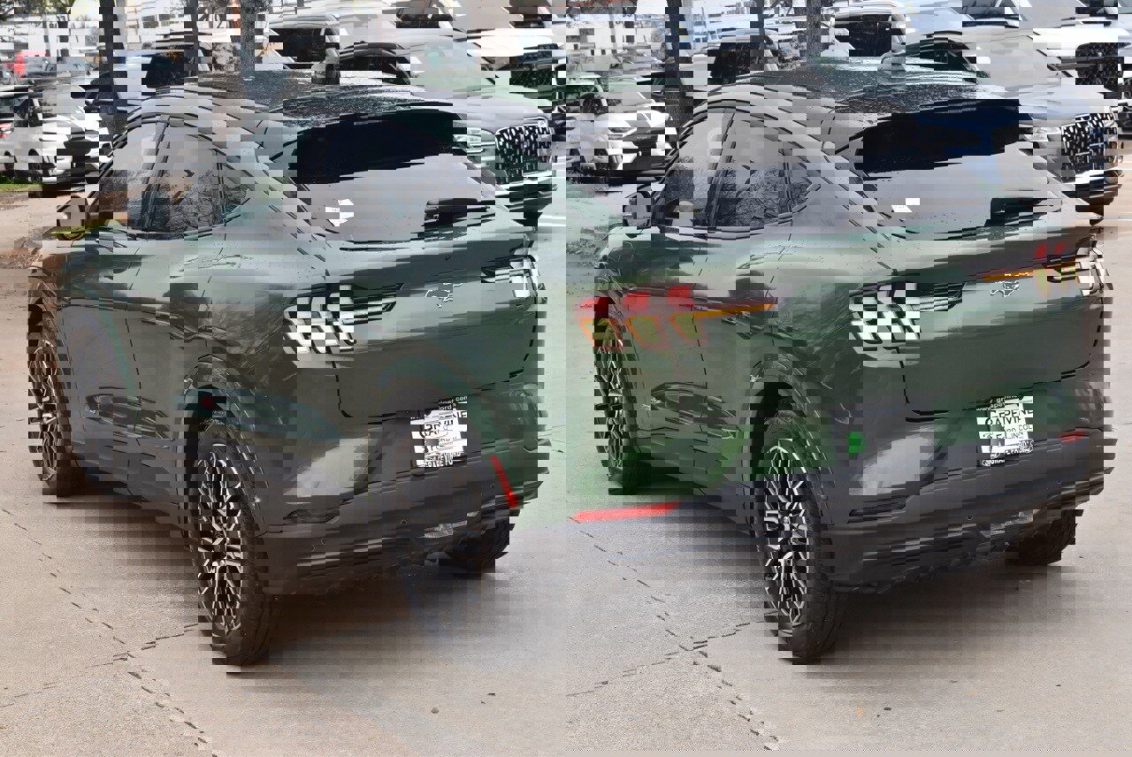 Certified 2025 Ford Mustang Mach-E Premium image 5