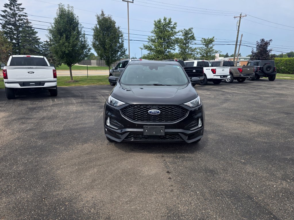 Certified 2023 Ford Edge ST-Line AWD/4WD image 8