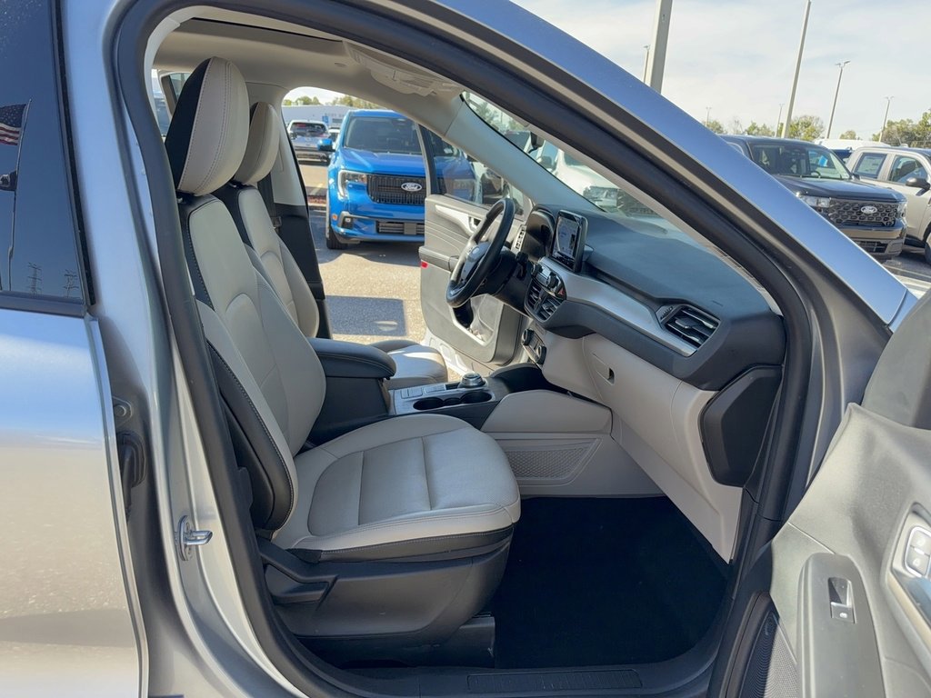 Certified 2022 Ford Escape SEL image 13