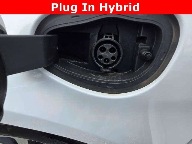 Used 2024 Chrysler Pacifica SELECT image 24