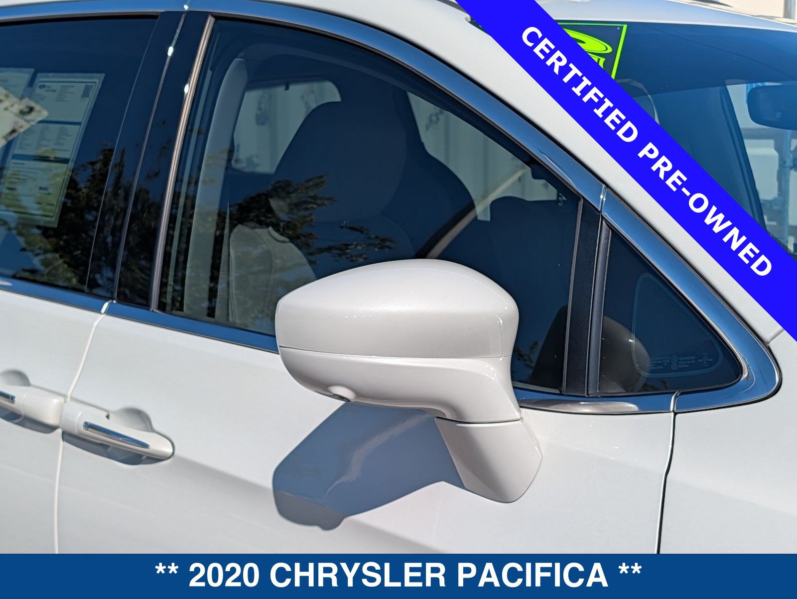 Used 2020 Chrysler Pacifica Touring-L Plus FWD image 11