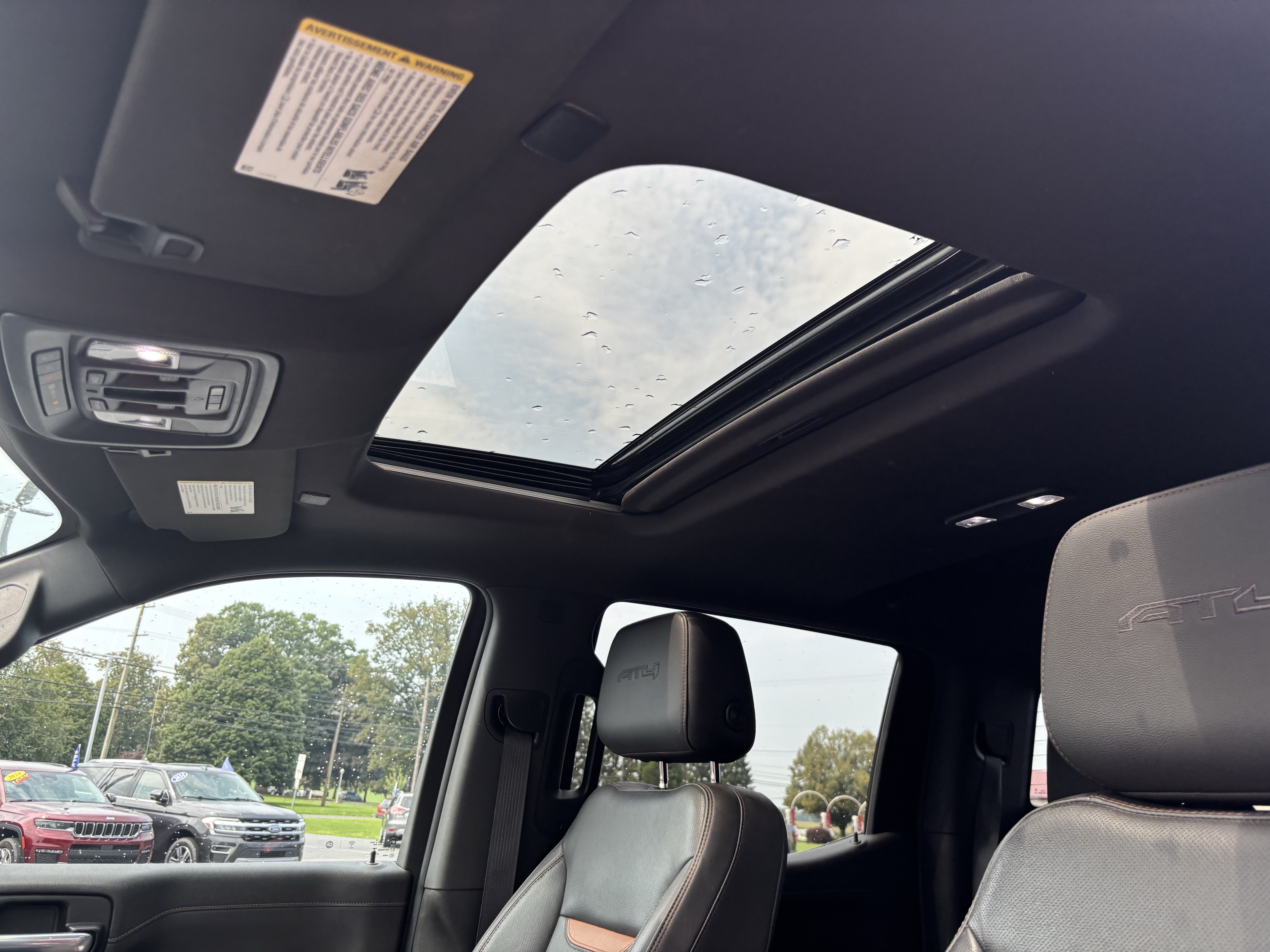 Used 2020 GMC Sierra 1500 AT4 w/ AT4 Premium Package AWD/4WD image 18