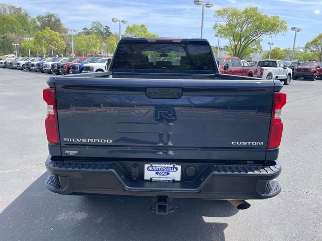 Used 2020 Chevrolet Silverado 2500 Custom w/ Custom Value Package image 4