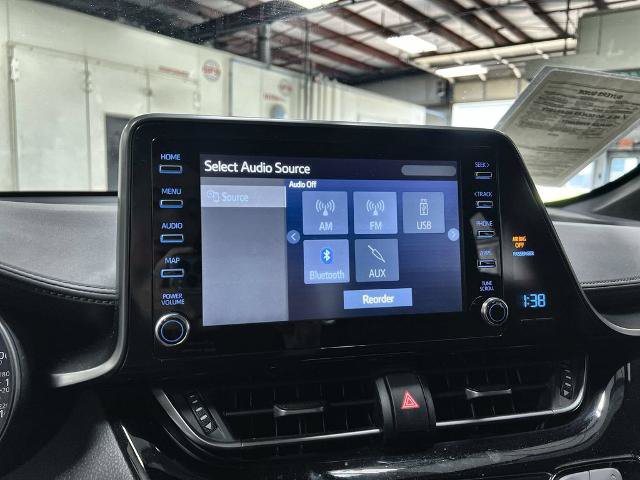 Used 2019 Toyota C-HR LE FWD image 29