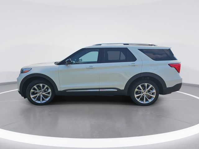 Certified 2023 Ford Explorer Platinum w/ Technology Package AWD/4WD image 6