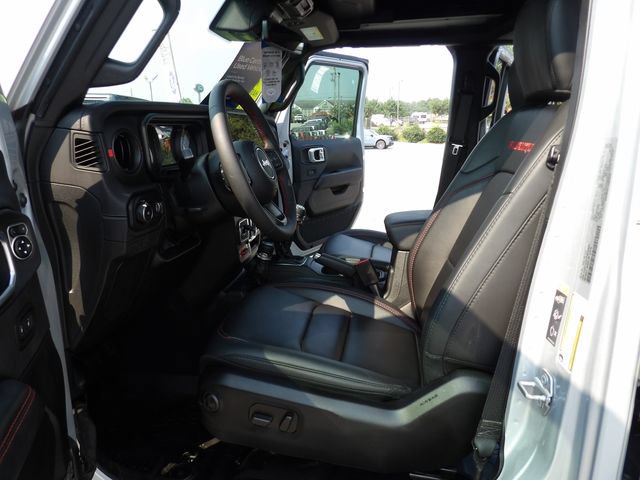 Used 2024 Jeep Wrangler Unlimited Rubicon AWD/4WD image 26