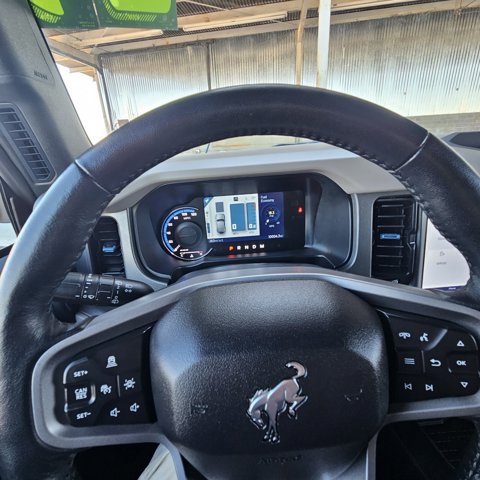 Certified 2024 Ford Bronco Wildtrak image 17