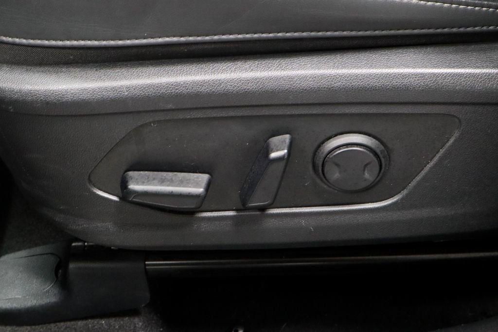 Used 2022 Kia Sorento EX w/ Panoramic Sunroof Package image 27