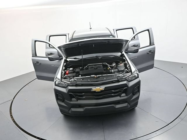 Used 2025 Chevrolet Colorado W/T RWD image 42