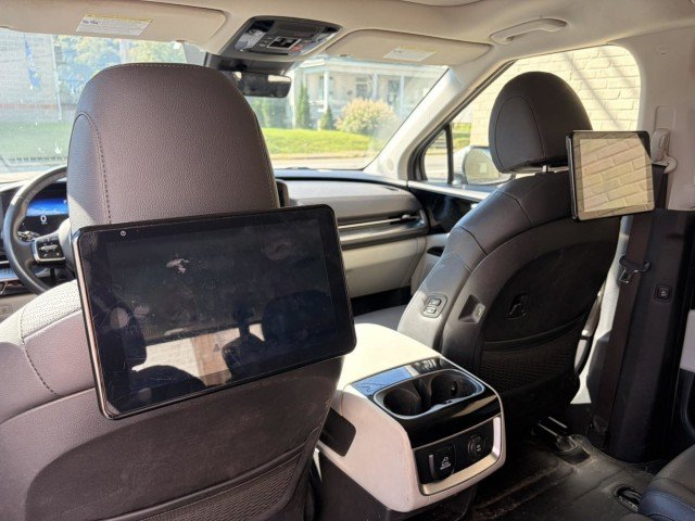 Used 2024 Kia Carnival SX Prestige FWD image 17
