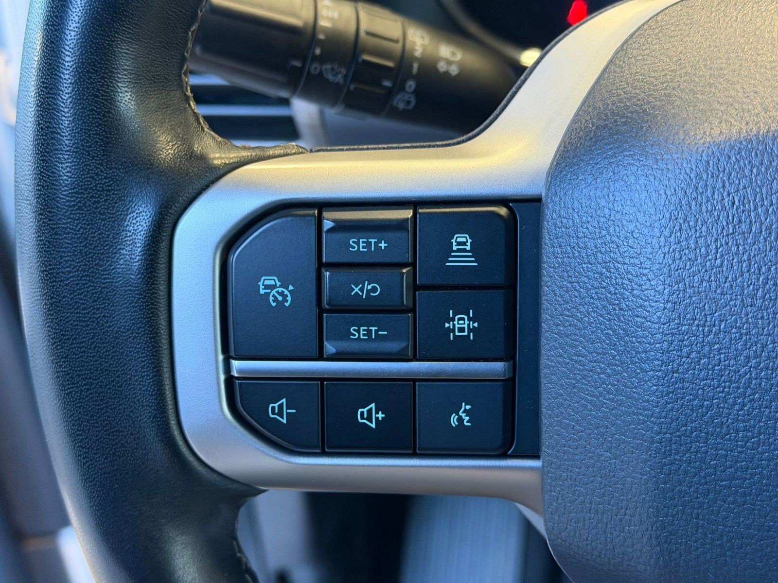 Certified 2024 Ford Expedition Limited image 16