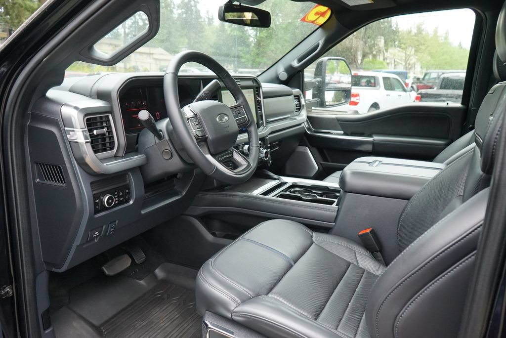 Certified 2025 Ford F450 Platinum w/ FX4 Off-Road Package AWD/4WD image 20