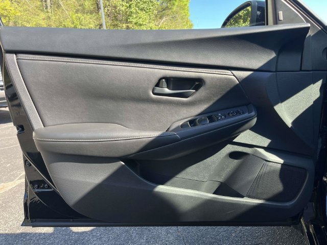 Used 2025 Nissan Sentra S FWD image 17
