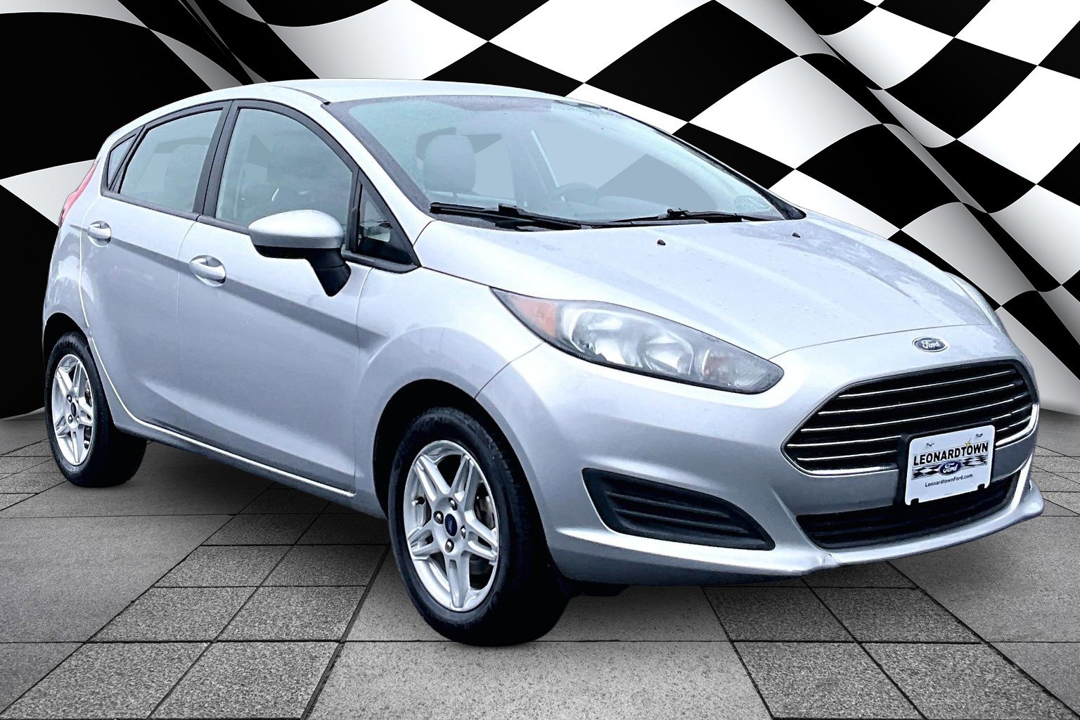 Certified 2018 Ford Fiesta SE FWD image 11