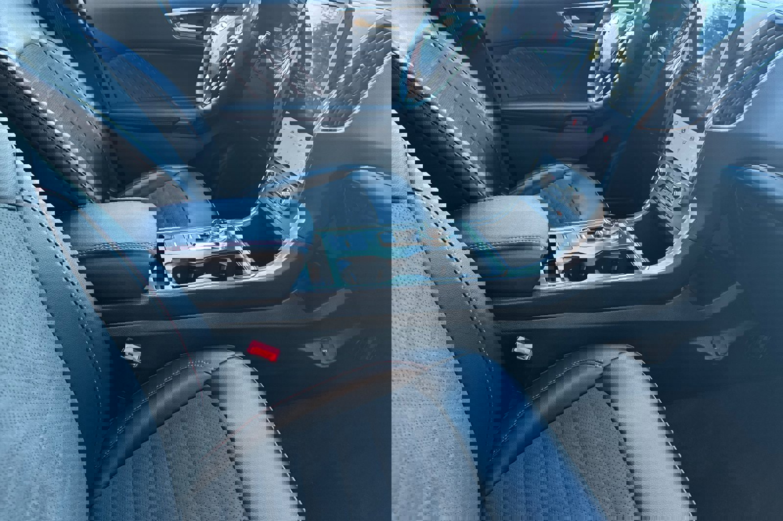 Certified 2024 Ford Edge ST-Line image 17