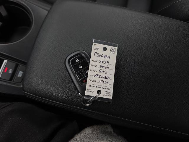 Used 2024 Honda Civic Touring image 37