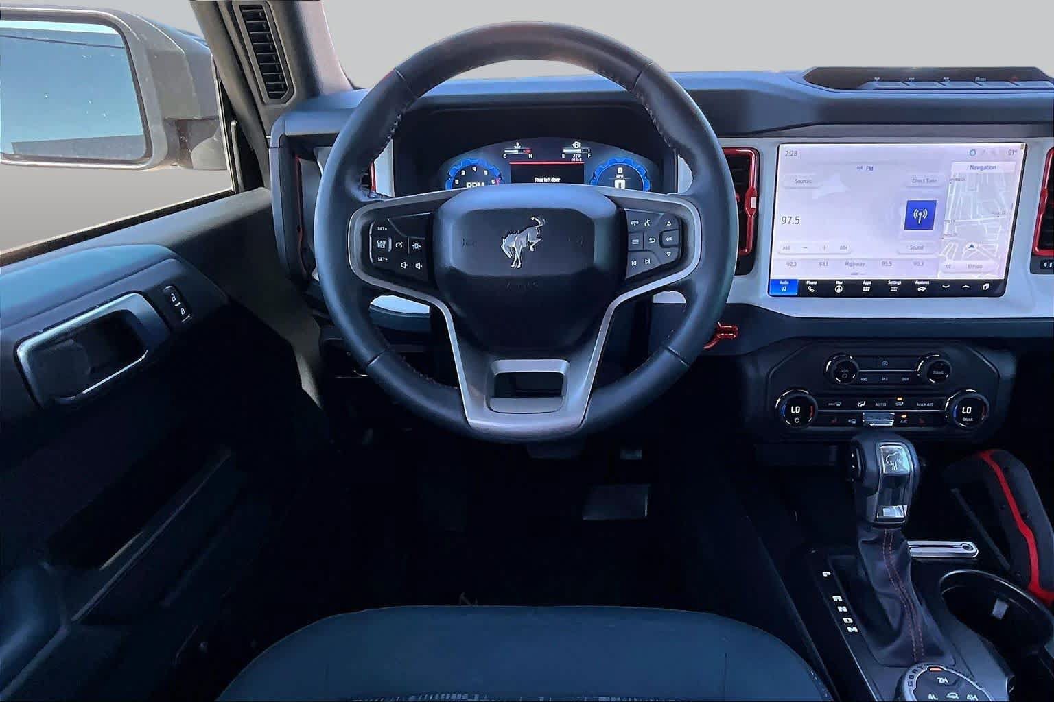 Certified 2025 Ford Bronco Heritage Edition AWD/4WD image 6