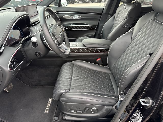 Used 2023 Genesis GV70 3.5T Sport w/ Sport Prestige Package AWD/4WD image 20