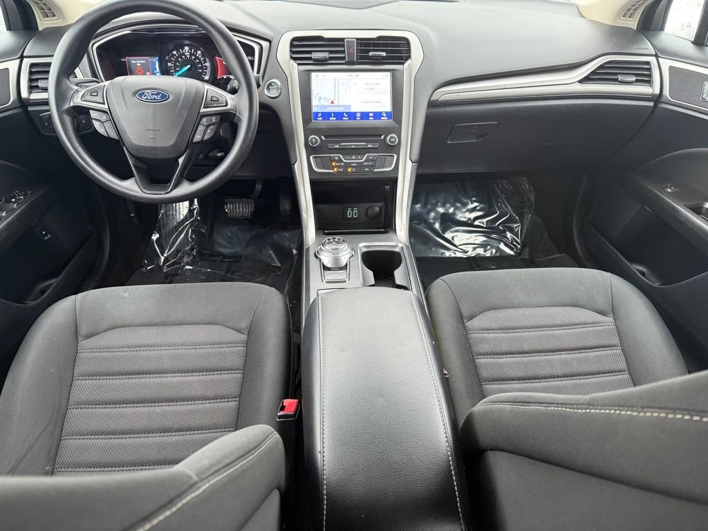 Certified 2020 Ford Fusion SE image 12