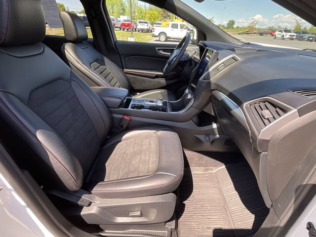 Certified 2024 Ford Edge ST-Line w/ Class II Trailer Tow Package AWD/4WD image 25