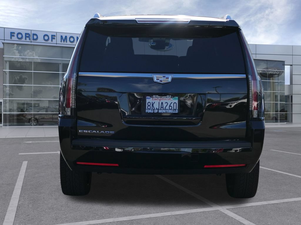 Used 2019 Cadillac Escalade Luxury RWD image 5