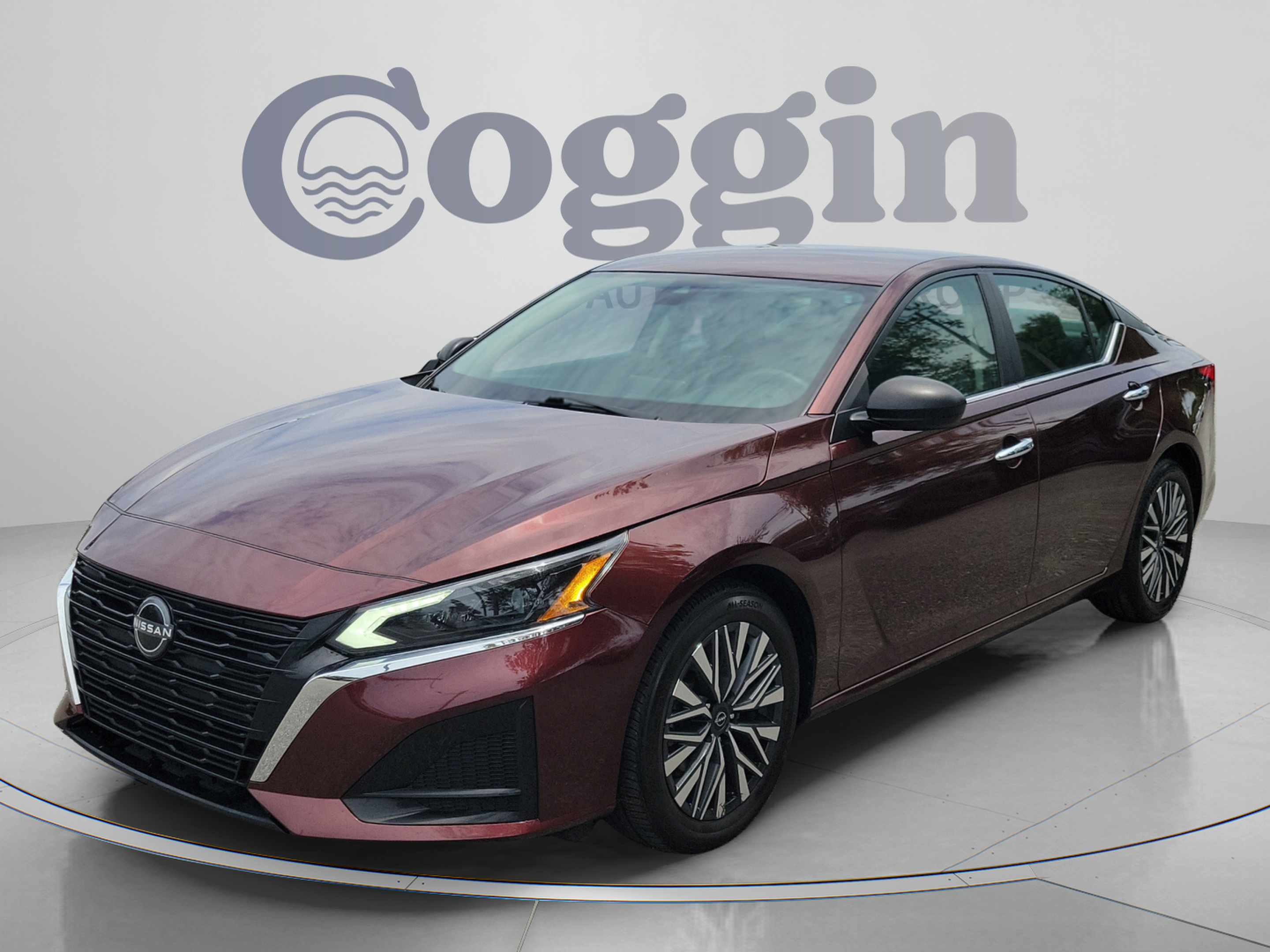 Used 2024 Nissan Altima 2.5 SV