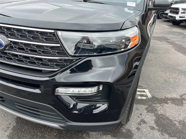 Certified 2022 Ford Explorer XLT w/ Equipment Group 202A image 9