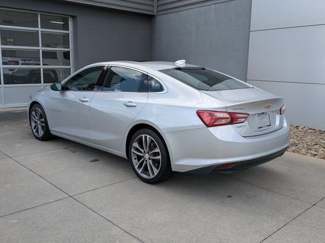 Used 2021 Chevrolet Malibu LT FWD image 6