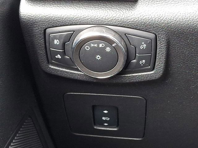 Certified 2017 Ford F150 XLT w/ Equipment Group 302A Luxury image 26