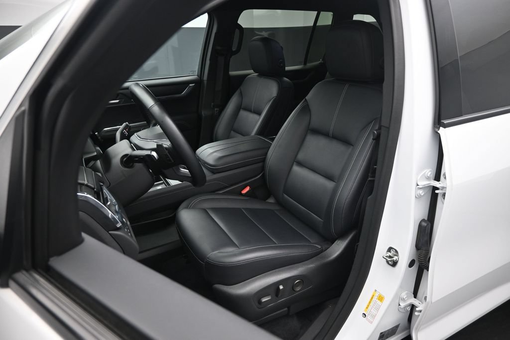Used 2024 GMC Acadia Elevation FWD image 9