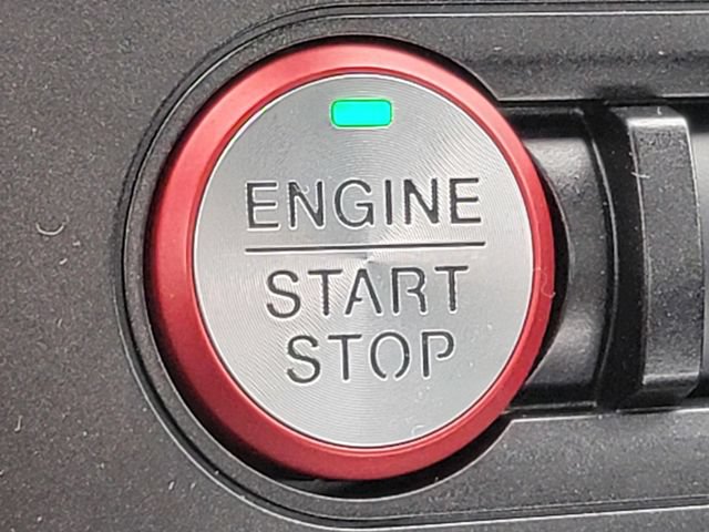 Certified 2019 Ford Mustang Coupe RWD image 4