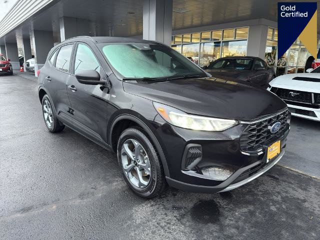 Certified 2025 Ford Escape ST-Line image 1