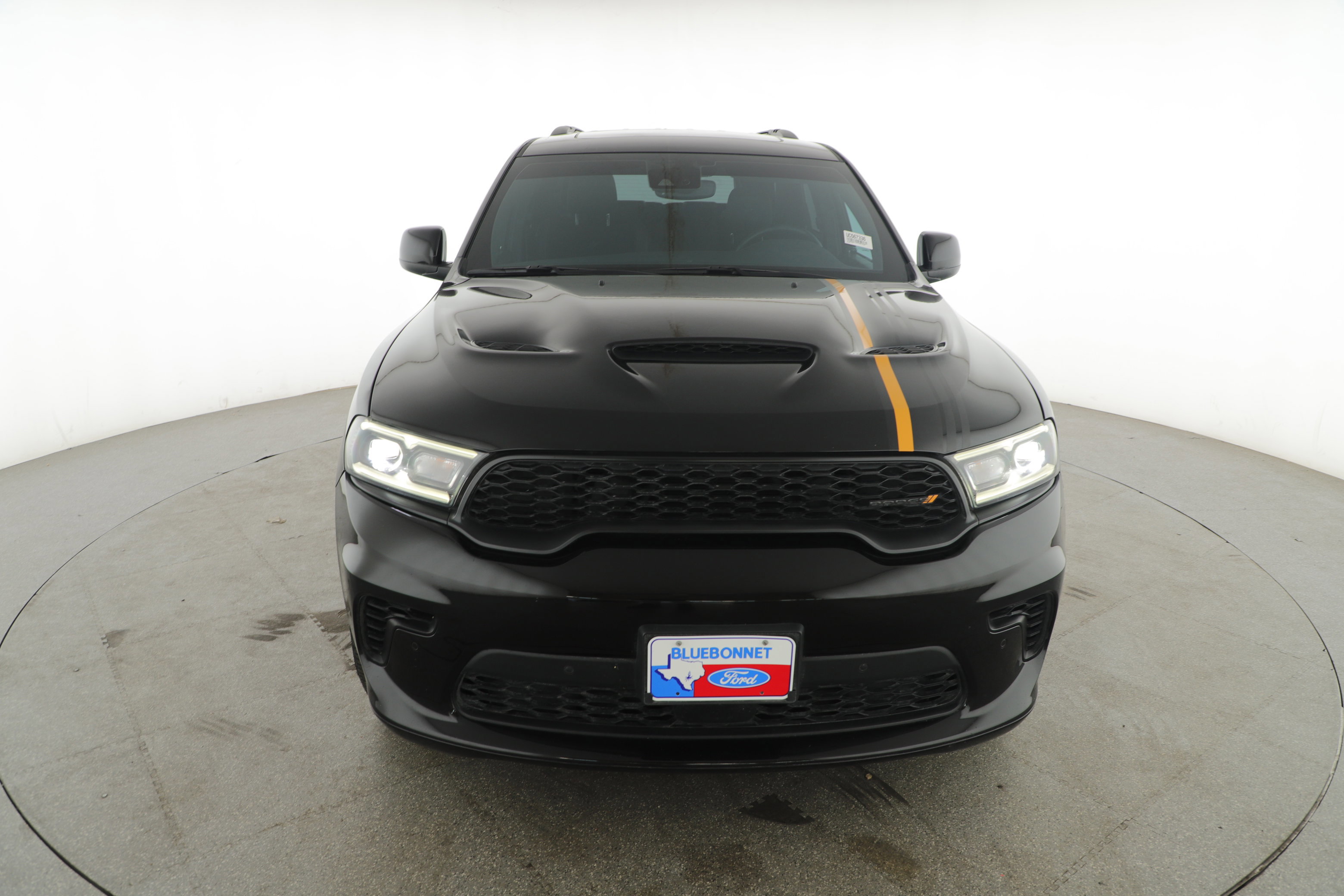Used 2023 Dodge Durango R/T w/ Hemi Orange Plus Package image 4