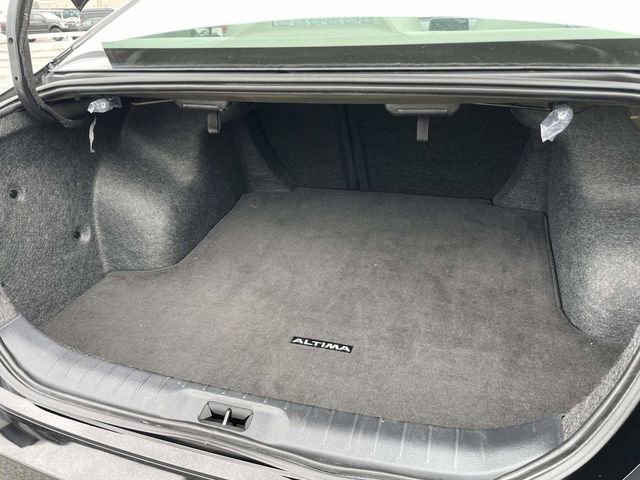 Used 2025 Nissan Altima 2.5 SV image 12