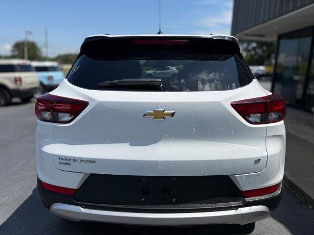 Used 2025 Chevrolet TrailBlazer LT AWD/4WD image 3