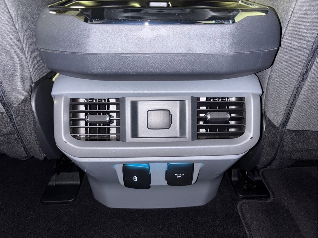 Certified 2024 Ford F150 XLT w/ Equipment Group 302A MID image 30