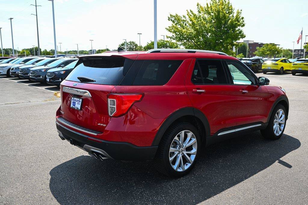 Certified 2022 Ford Explorer Platinum w/ Equipment Group 601A AWD/4WD image 5