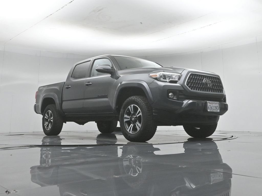 Used 2019 Toyota Tacoma TRD Sport AWD/4WD image 47