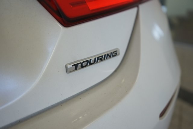 Used 2018 Honda Accord Touring image 15