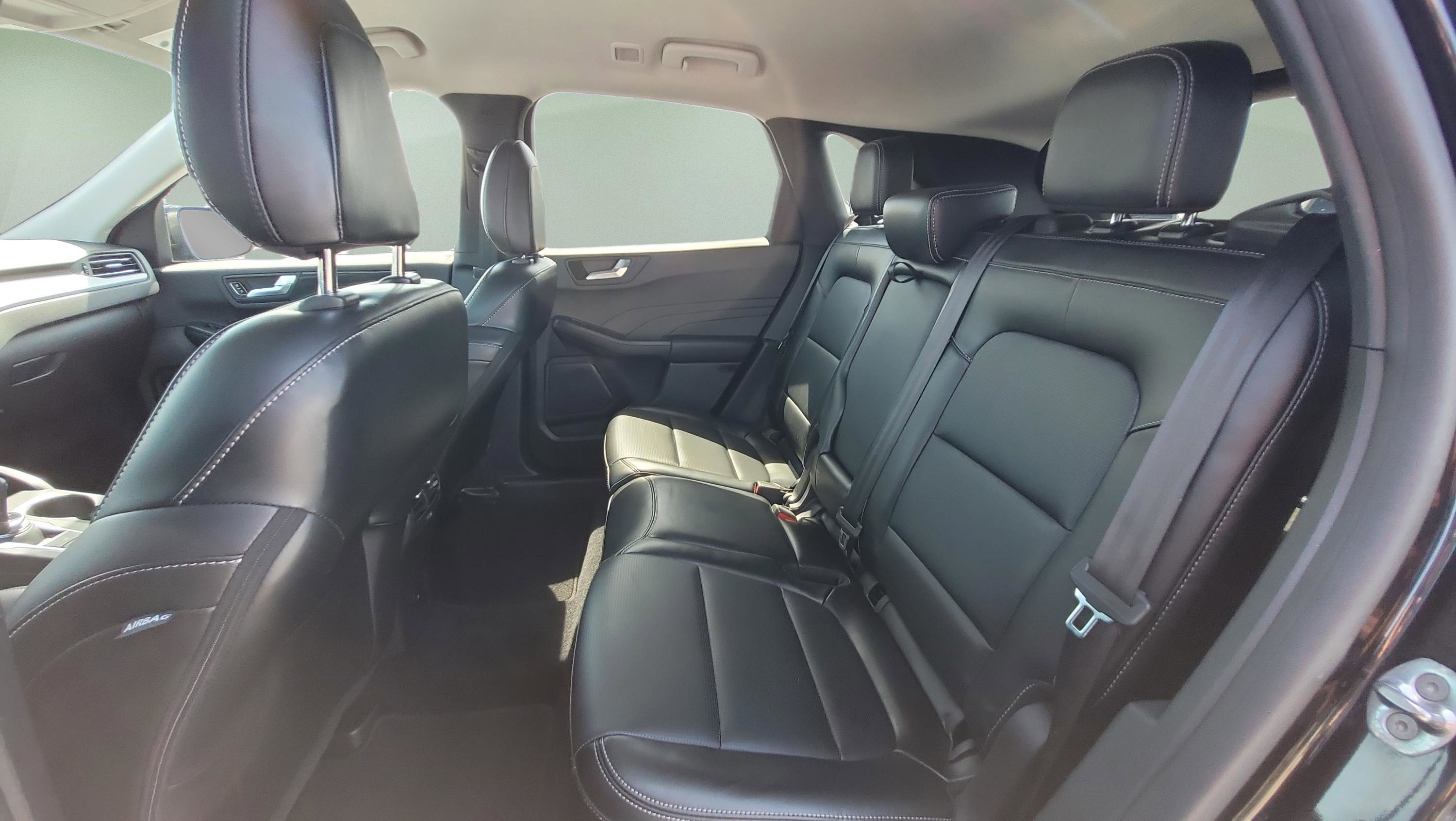 Certified 2023 Ford Escape Platinum AWD/4WD image 16