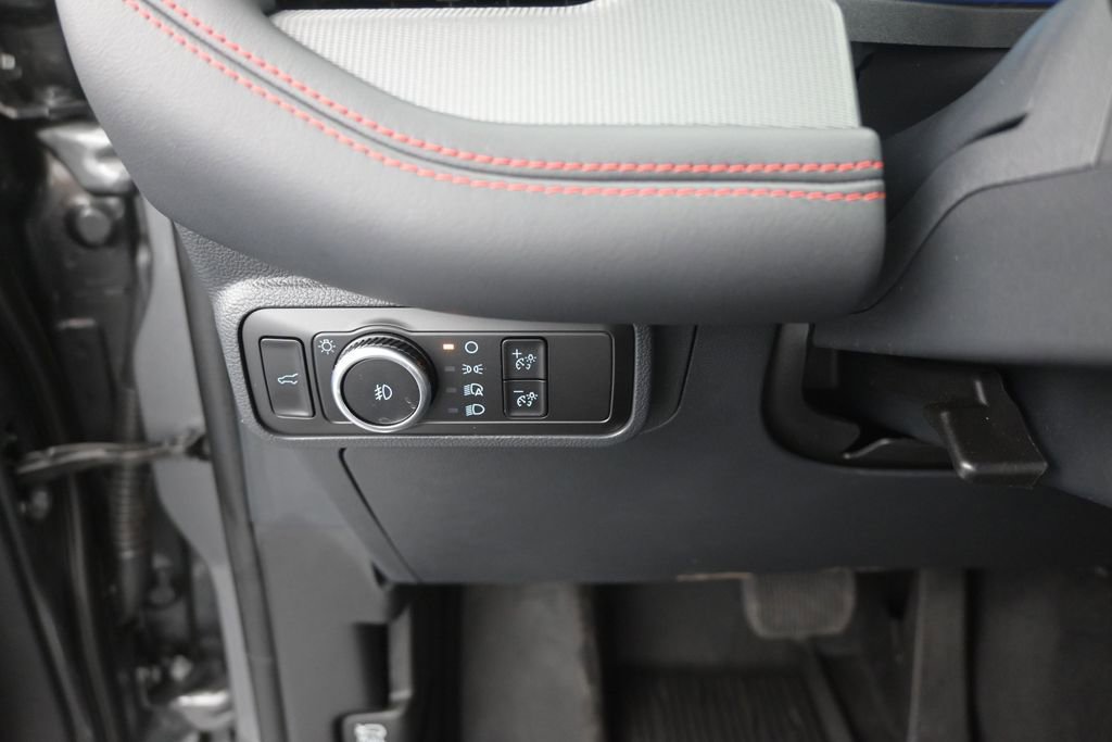 Certified 2025 Ford Explorer ST-Line RWD image 22