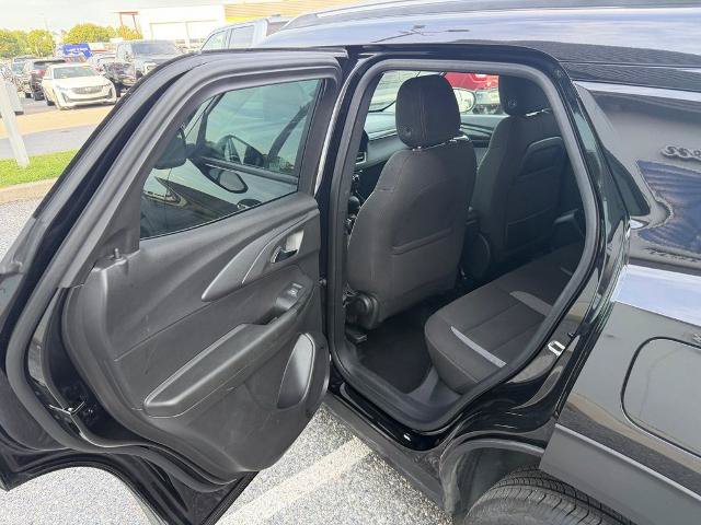 Used 2025 Chevrolet TrailBlazer LT AWD/4WD image 12