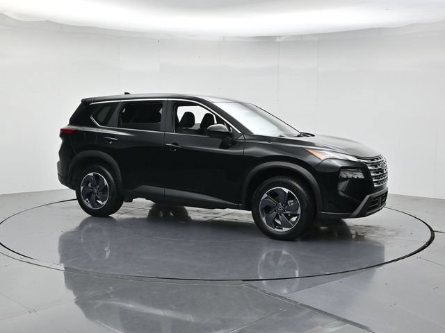 Used 2025 Nissan Rogue SV FWD image 3