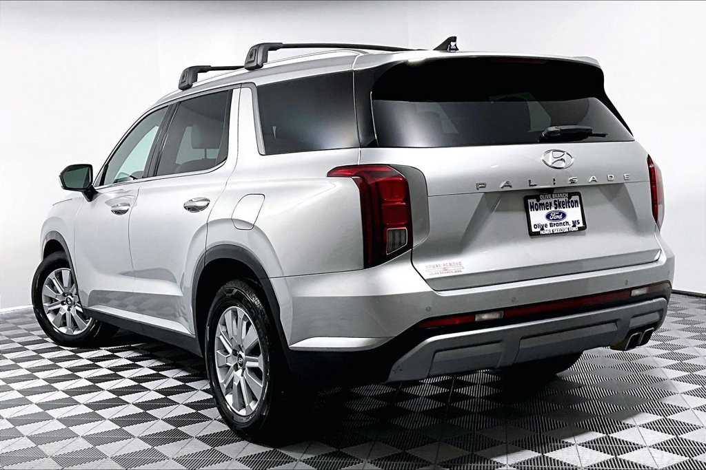 Used 2023 Hyundai Palisade SEL FWD image 11
