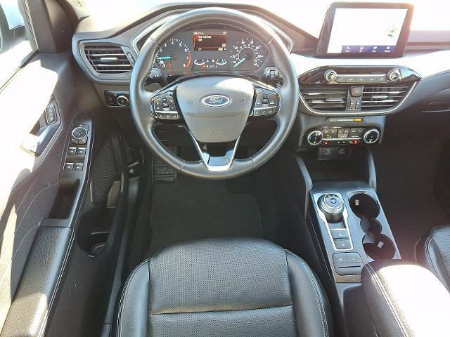 Certified 2022 Ford Escape SEL image 11