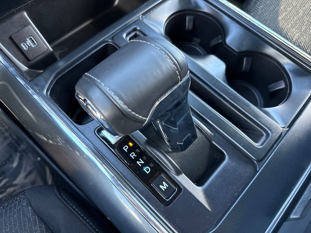 Certified 2022 Ford F150 XLT w/ Equipment Group 302A High image 23