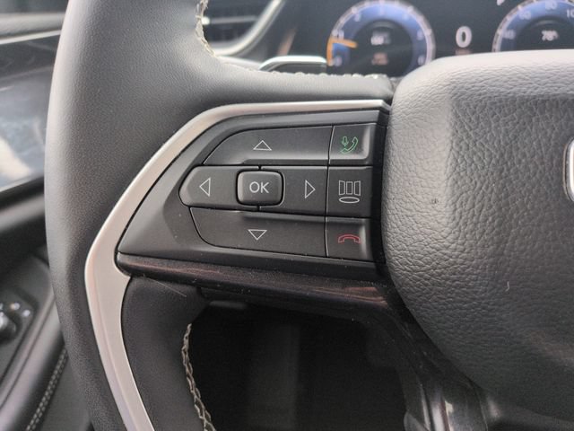 Used 2023 Jeep Grand Cherokee Altitude AWD/4WD image 33