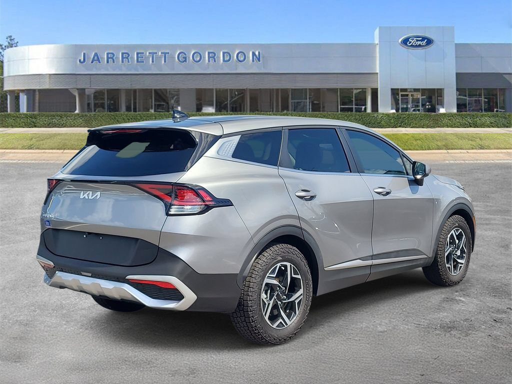 Used 2023 Kia Sportage LX FWD image 4